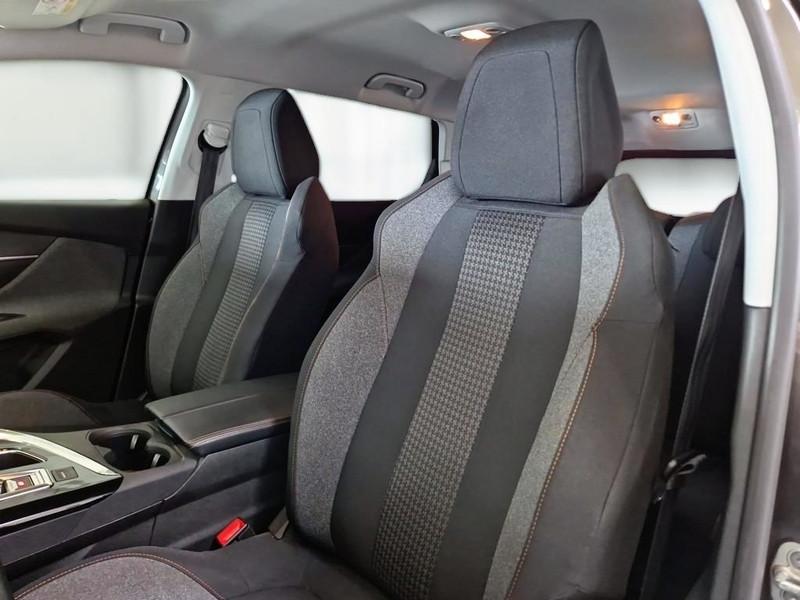 PEUGEOT 5008 BlueHDi 130 Business EAT8 S/S aut.