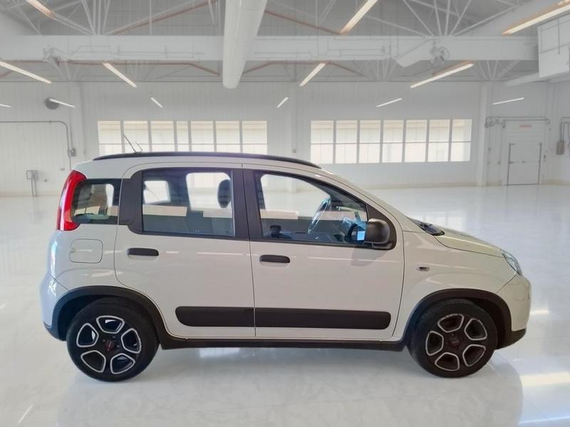FIAT PANDA 1.0 FIREFLY 70 CV SES HYBRID CITY LIFE 5 PORTE BERLINA