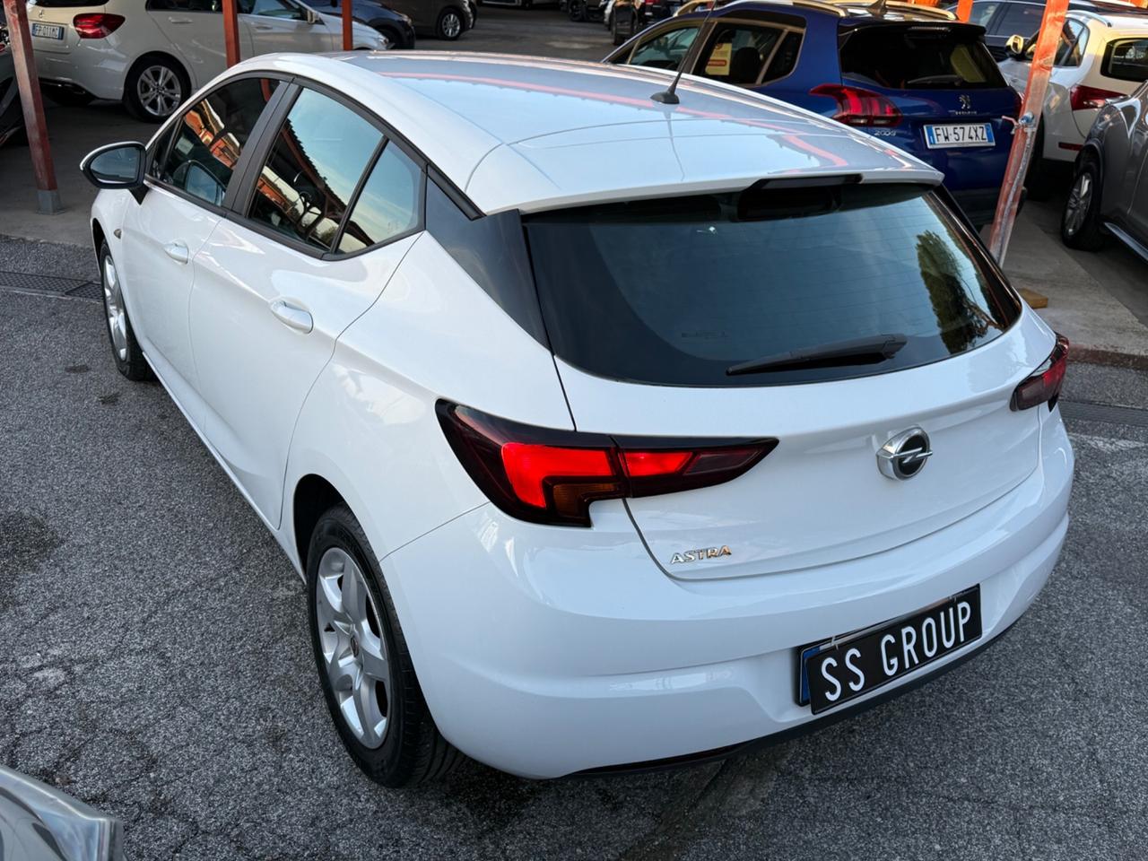 Astra 1.4 / 5 porte /Cosmo/unipro/rate/permute/