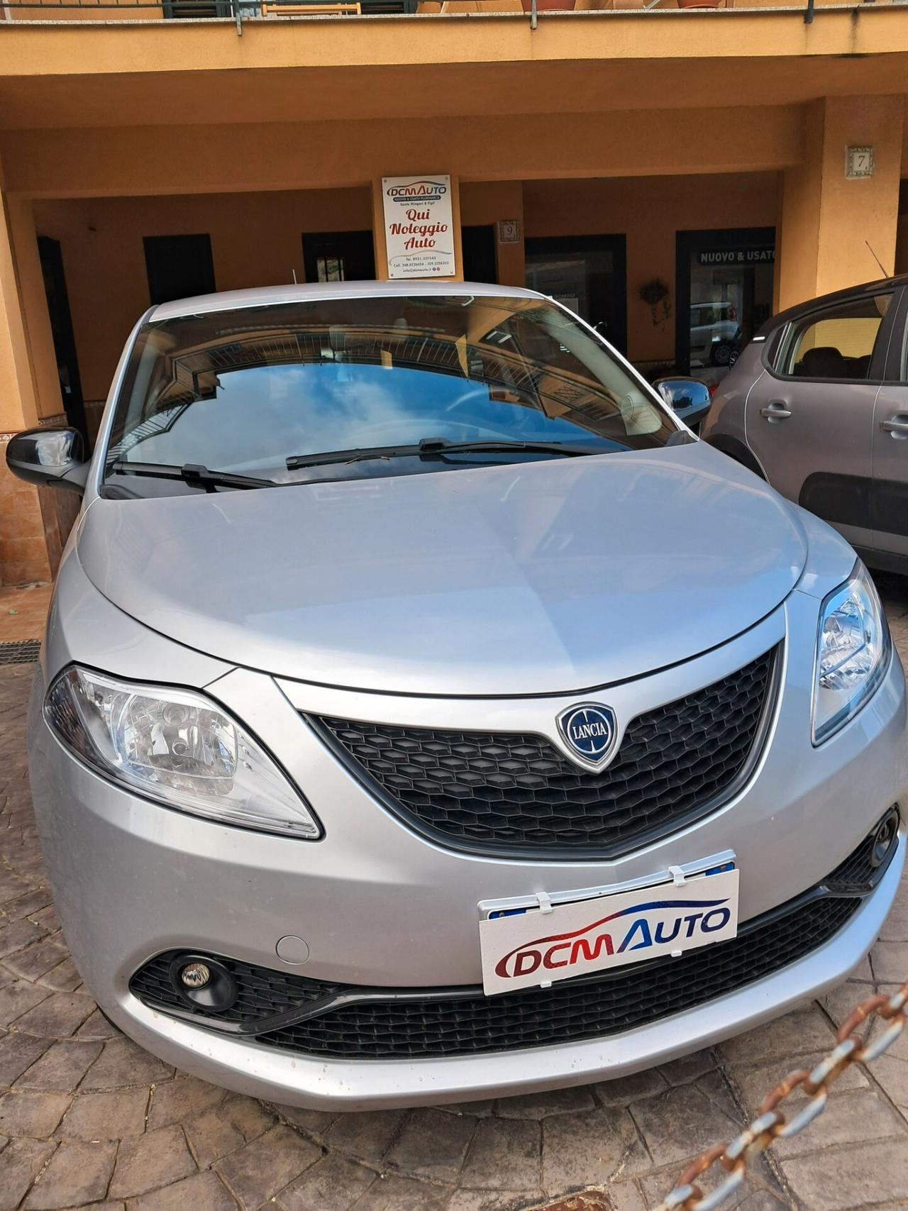 Lancia Ypsilon 1.0 FireFly 5 porte S&S Hybrid Ecochic Gold