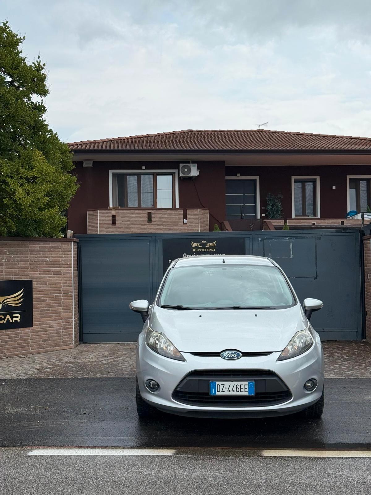 Ford Fiesta 1.2 82CV 3 porte Titanium