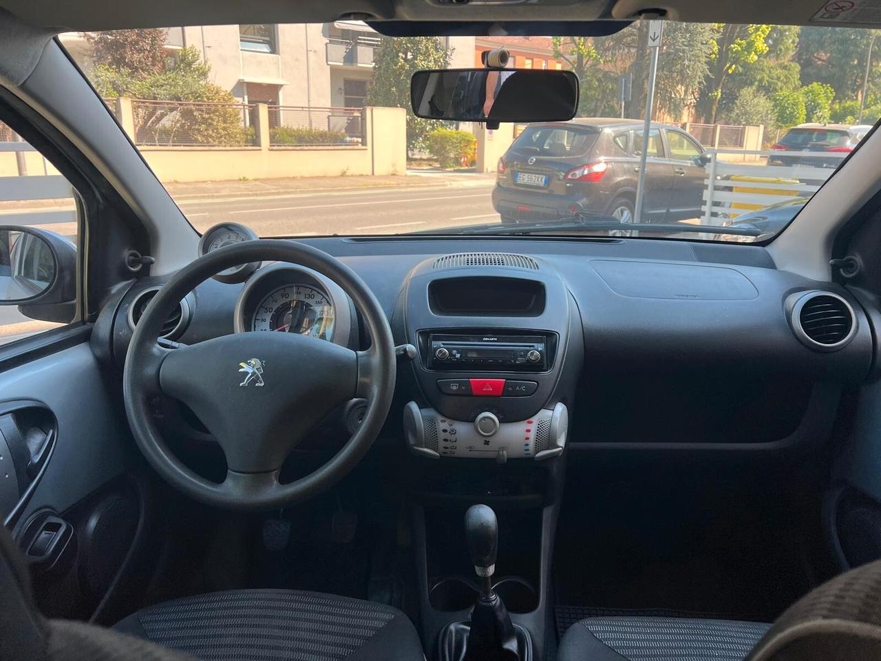 PEUGEOT 107 1.0 68cv 5p ACTIVE NEOPATENTATI