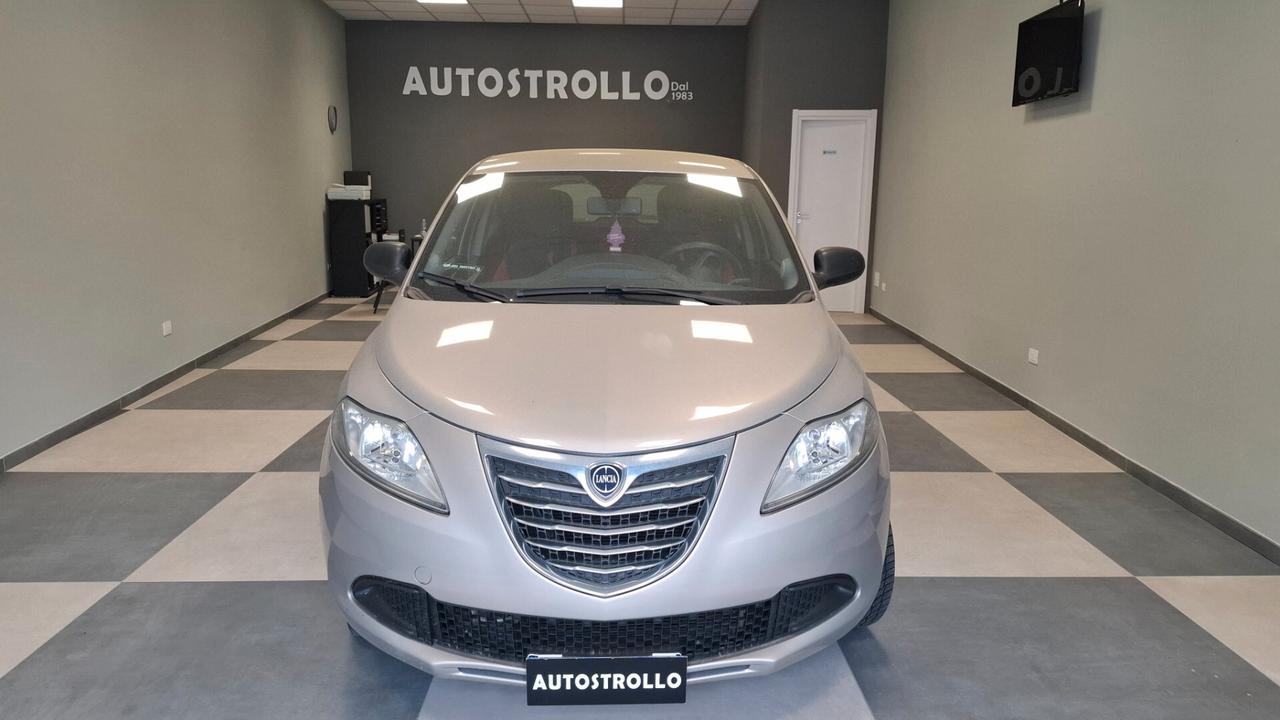 Lancia Ypsilon 0.9 TwinAir 85 CV 5 porte Metano Ecochic Gold