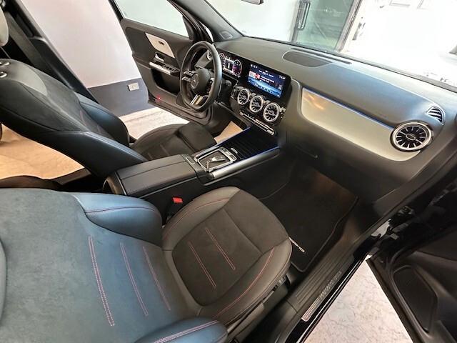 Mercedes-benz GLA 180 AMG Line Premium 15.000KM PARI NUOVO