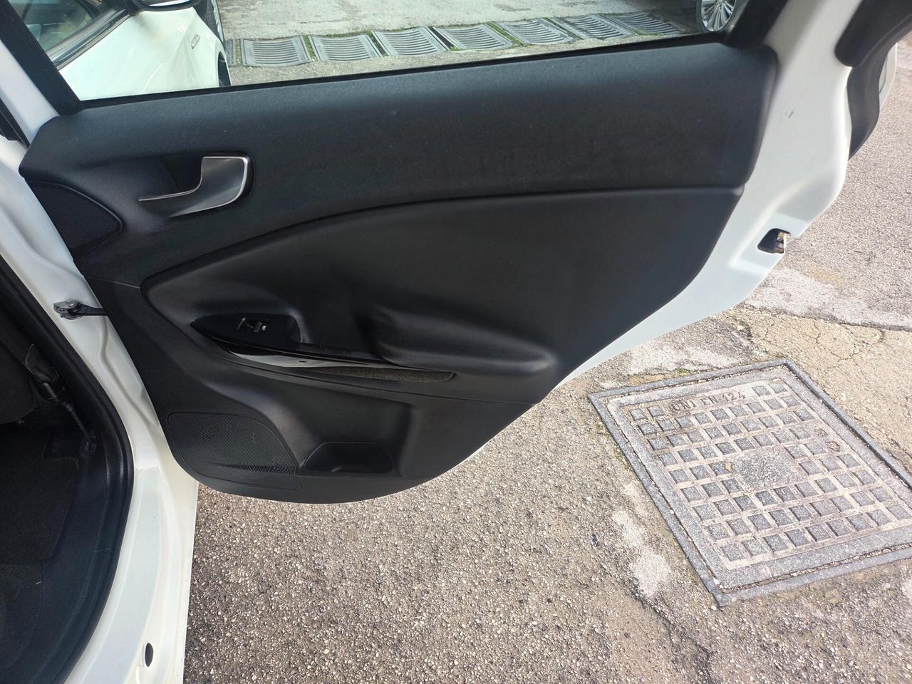 ALFA GIULIETTA 2.0 JTDM 140 CV ANNO 2012 KM CERT