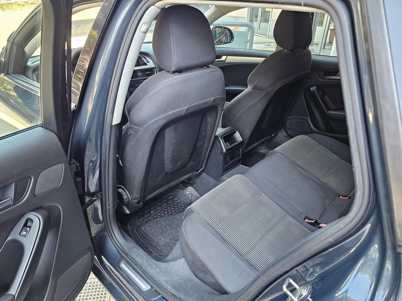 Audi A4 2.0 TDI 143CV S-Line