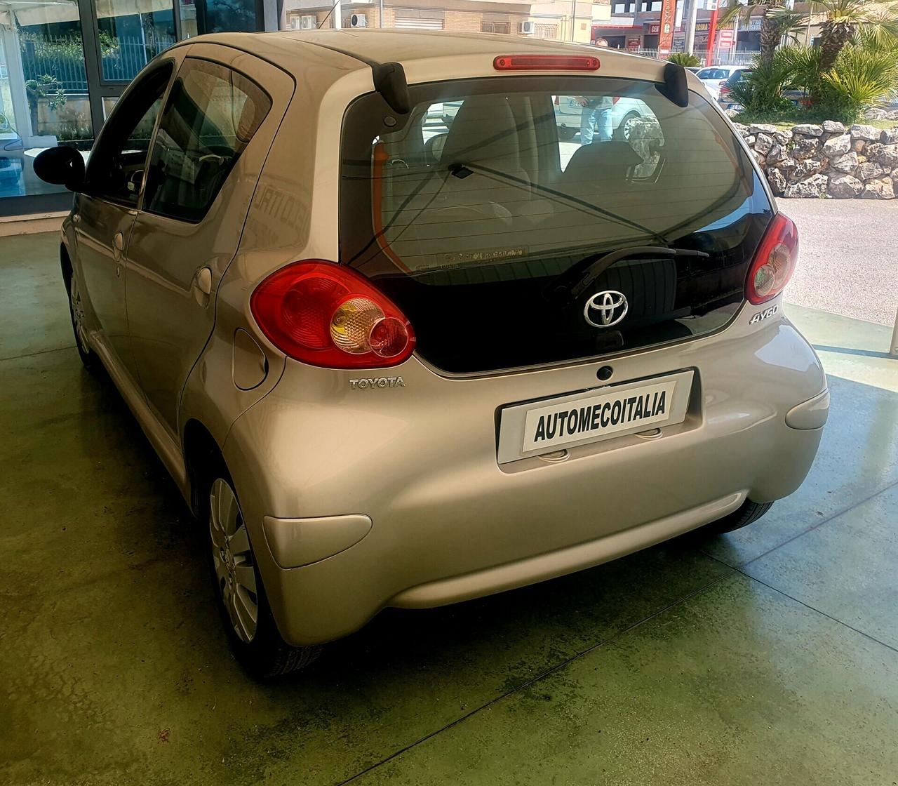 Toyota Aygo 1.0 BENZ. 5 porte - 2008 - KM. 76.000