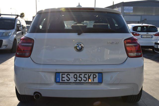 BMW 116 d 5p. Urban *TETTO, SEDILI RISCALDATI*