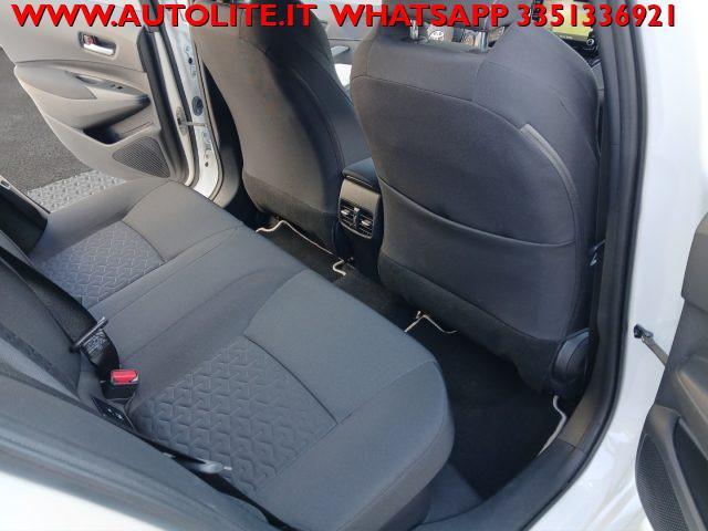 TOYOTA Corolla Touring Sports 1.8 Hybrid Business