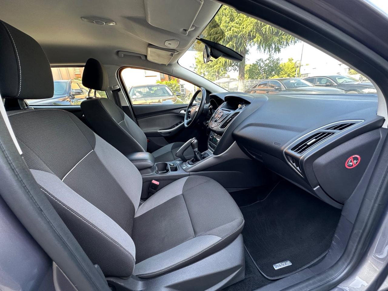 Ford Focus 1.6 120 CV GPL SW Titanium