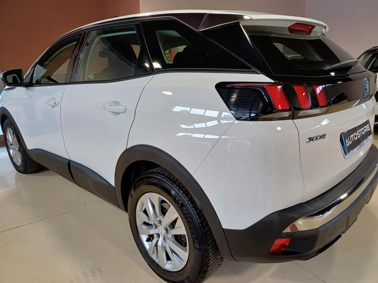 Peugeot 3008 BlueHDi 130 Business N1