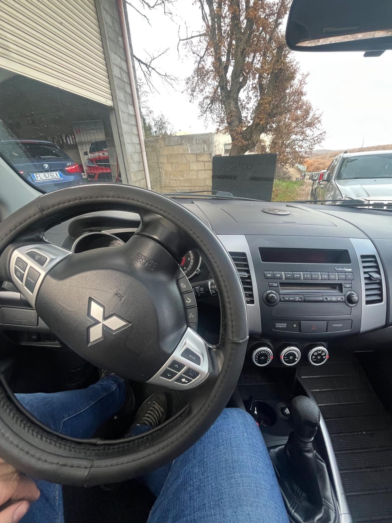 Mitsubishi Outlander 2.0 DI-D Intense DPF