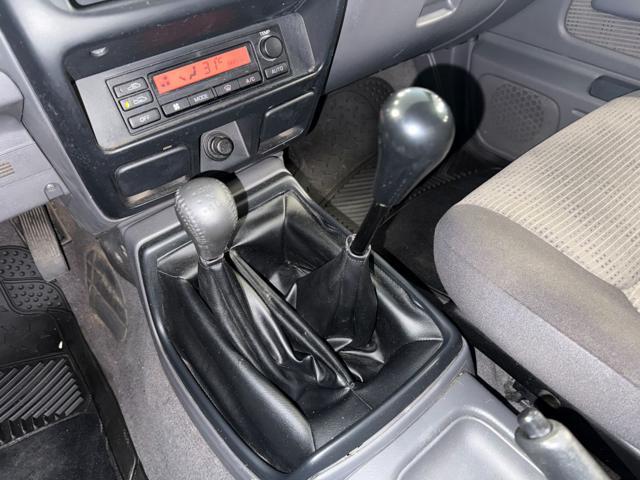 NISSAN Navara 2.5 tdi 2p. King Cab - CABINA SINGOLA SEDILI RISC.