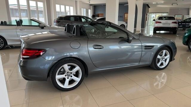 Mercedes-benz SLC 200 Premium