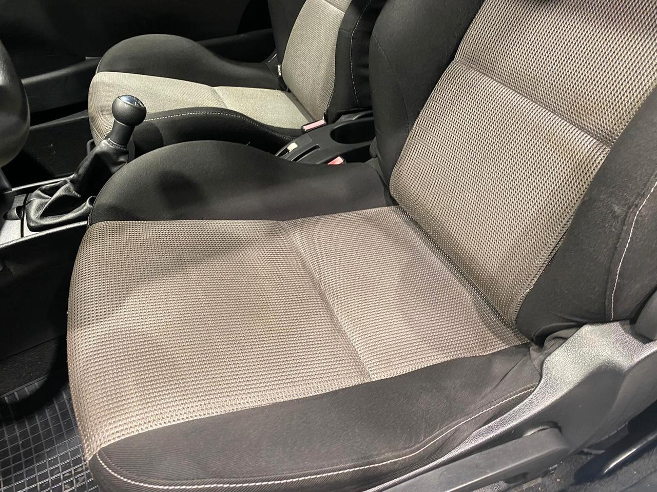 Peugeot 207 1.6 HDi cabrio - 2008