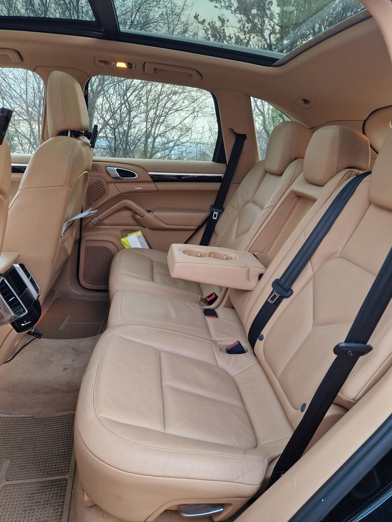 Porsche Cayenne 3.0 Diesel - Full Optional