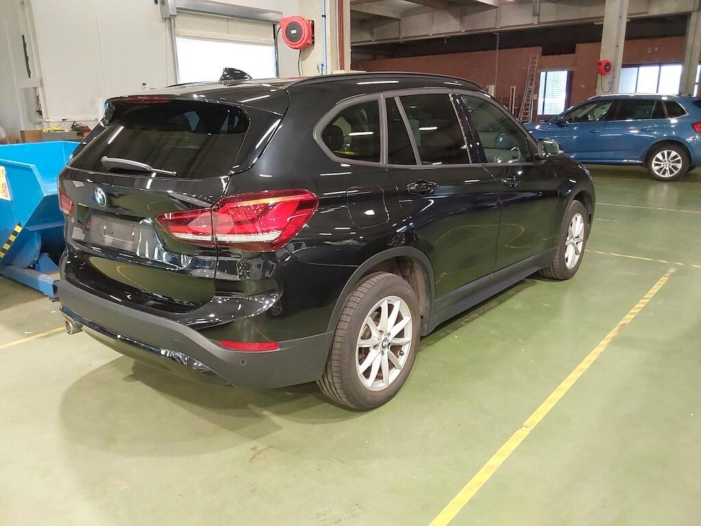 BMW X1 16D 115CV S-DRIVE 6M. BUSINESS ADVANTAGE ( FARI LED - NAVI - PDC - PELLE - AMBIENT LIGHTS )