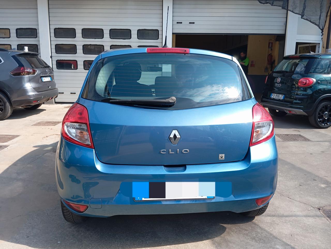 Renault Clio 1.2 16V 5 porte Confort permute