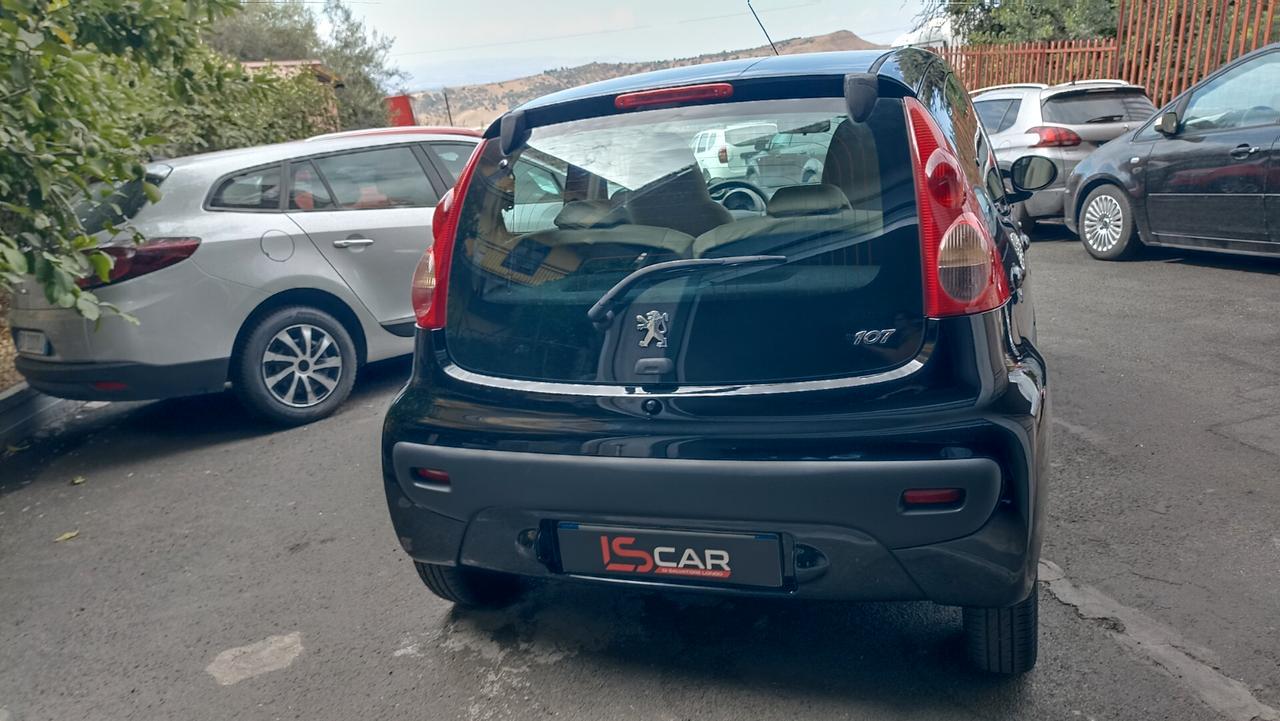 Peugeot 107 1.0 68CV 5p. Sweet Years