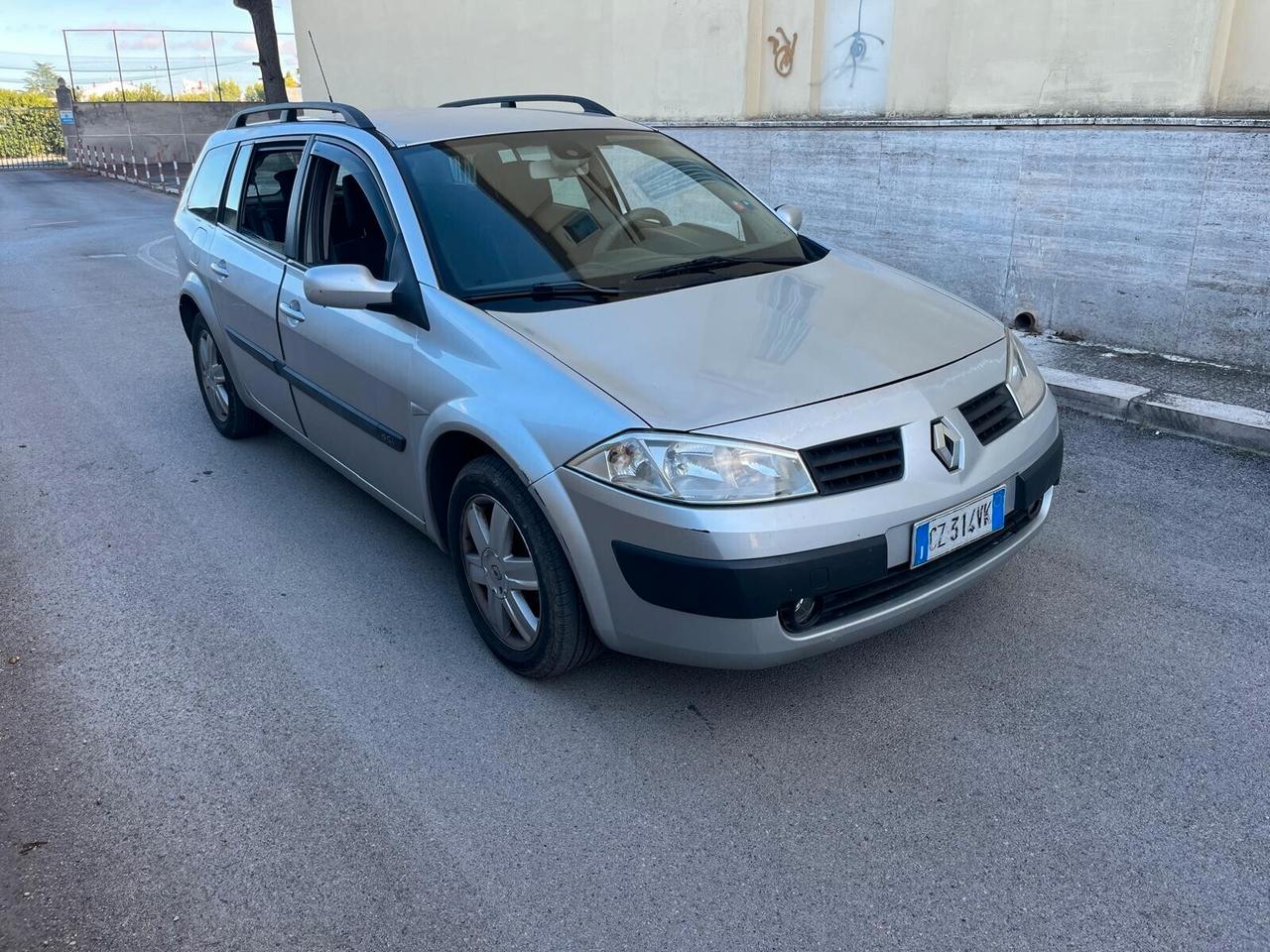 Renault Megane Mégane C-C 1.5 dCi/105CV Dynamique