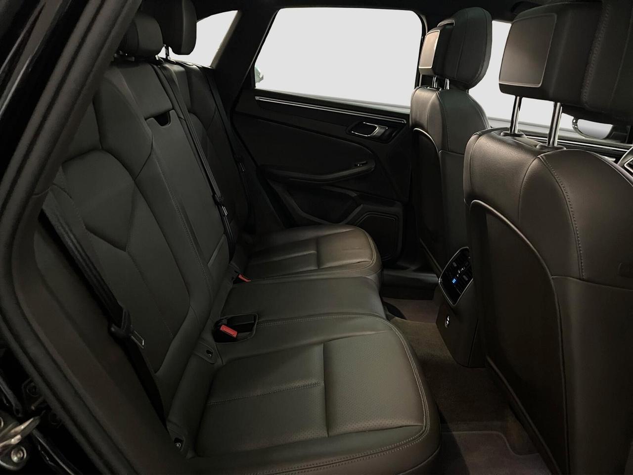 Porsche Macan 2.0 Benzina 245 cv pdk Tetto 2021