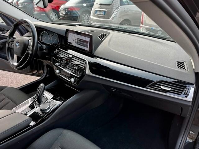 BMW 530 2.0 eDrive Ibrida / Benzina "TAGLIANDI BMW "