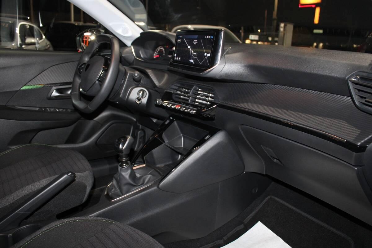 Peugeot 208 1.2 puretech Active s&s 100cv Con NAVIGATORE