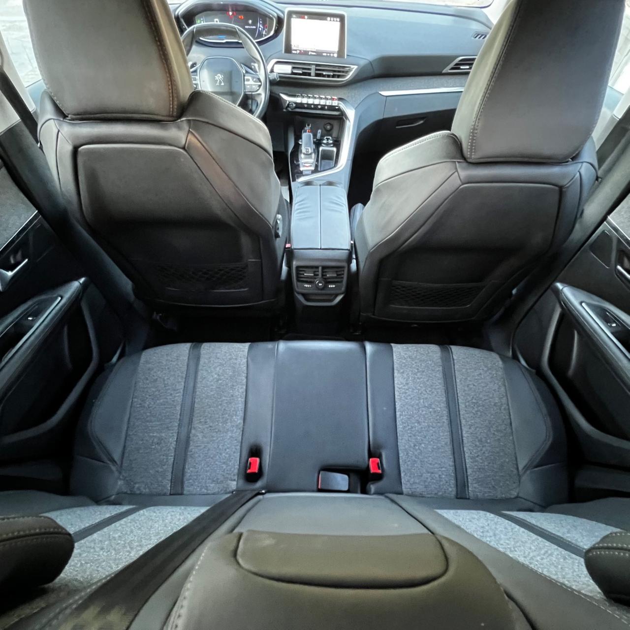 Peugeot 3008 1.6 BlueHdi 120 Cv EAT6 allestimento Allure, UNICO PROPRIETARIO