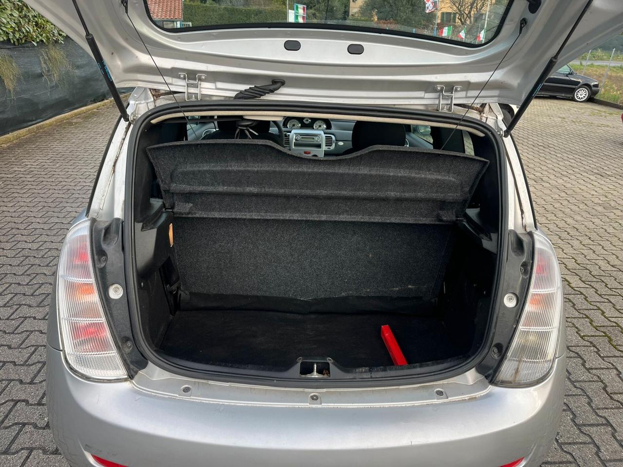 Lancia Ypsilon 1.2 Versus