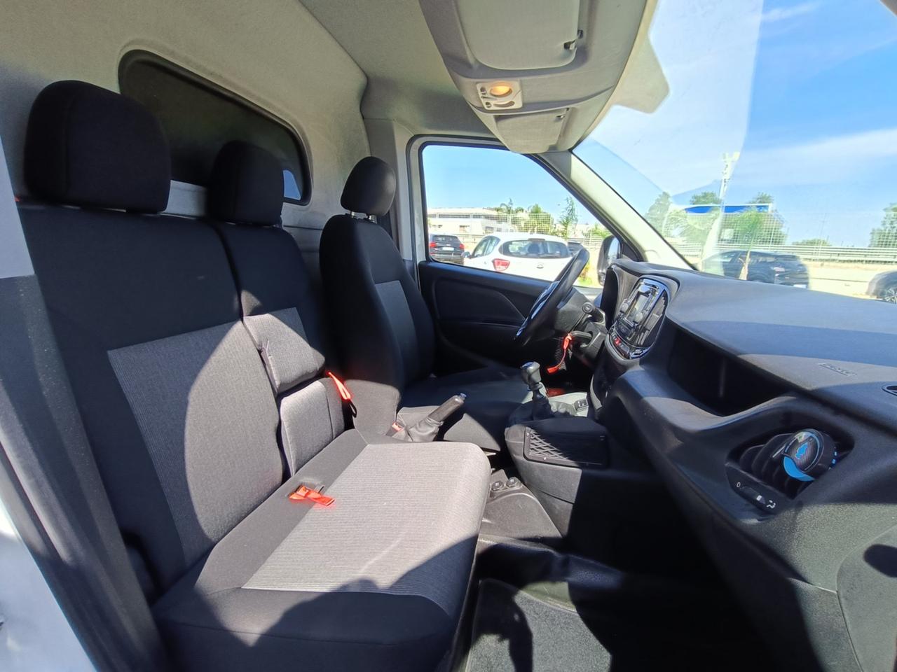 Fiat Doblò 1.6 MJT 105CV PL-TA Cargo Maxi XL Lamierato SX 3 posti - 2016