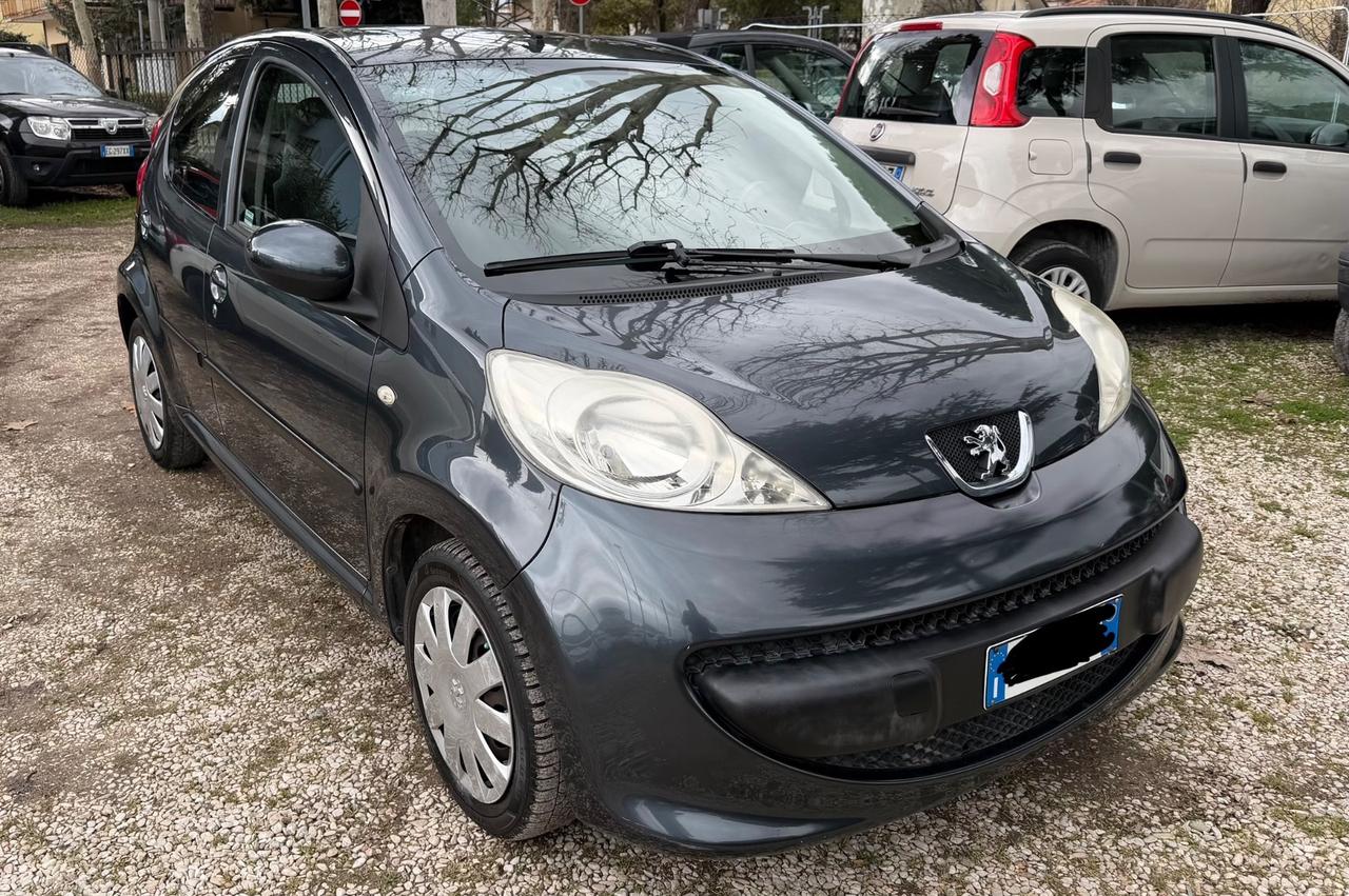 Peugeot 107 1.0 benzina 68CV 5p.