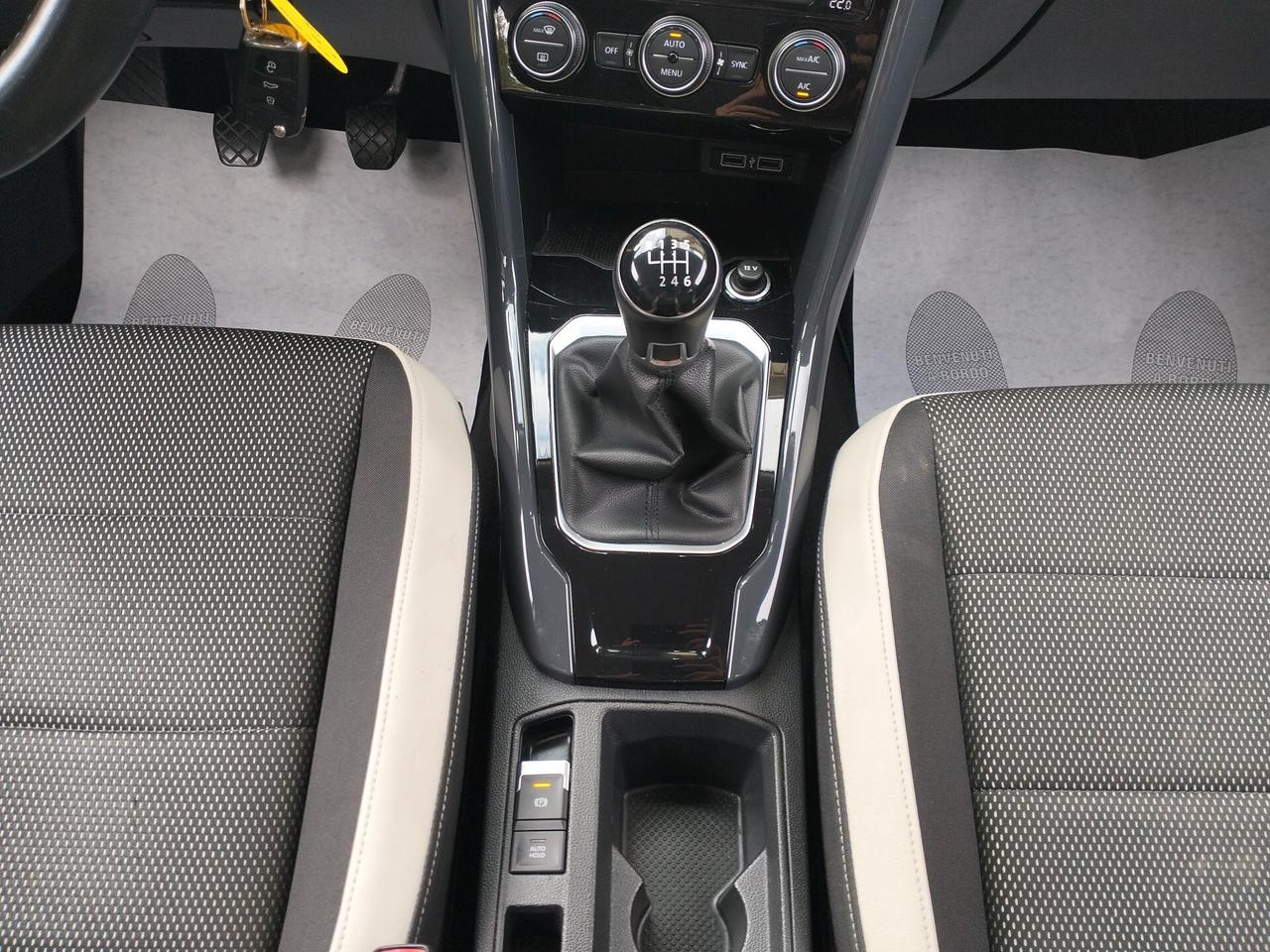 Volkswagen T-Roc 2019 1.6 tdi Style * DIESEL * NEOPATENTATI *