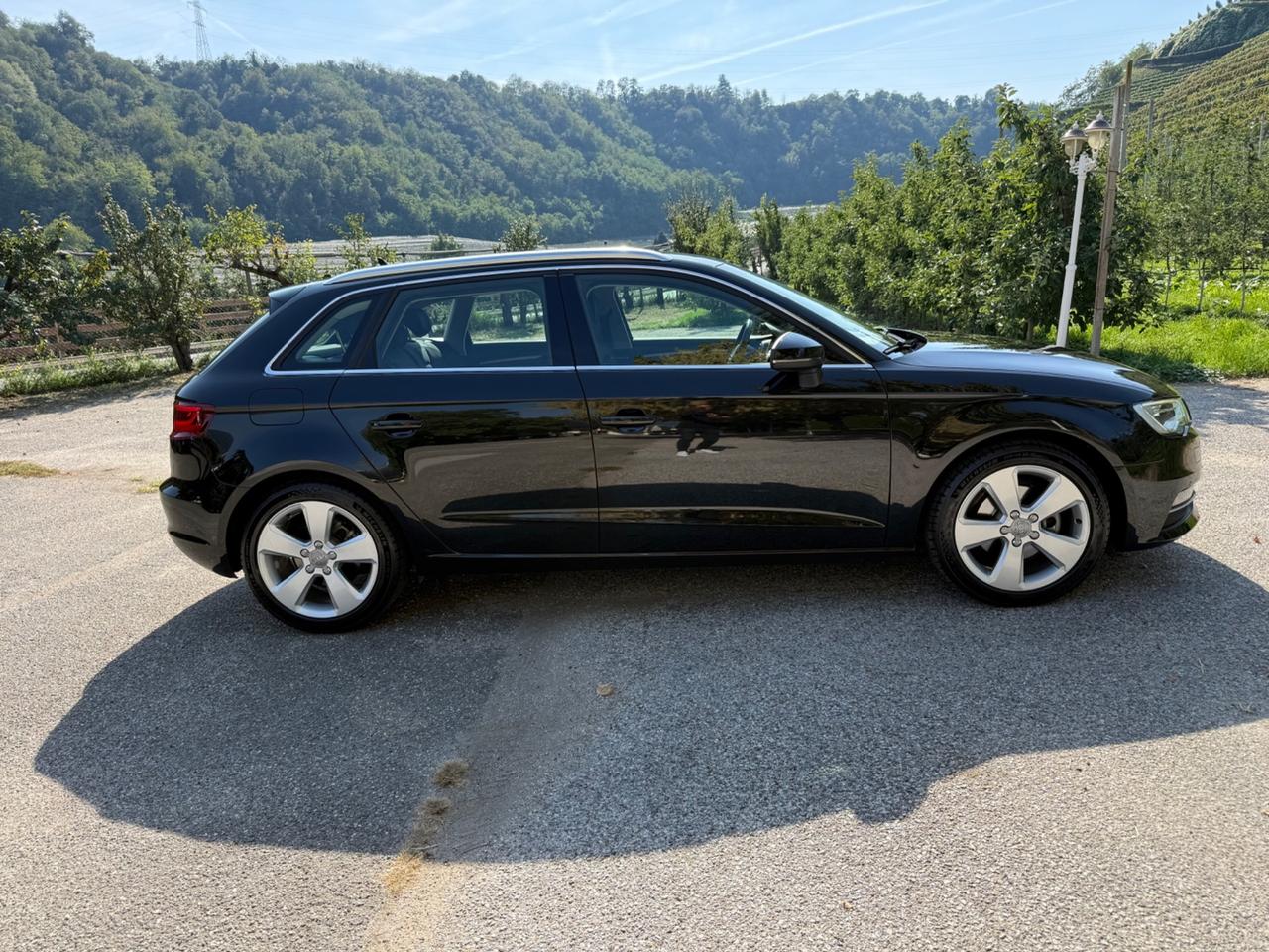Audi A3 SPB 1.6 TDI clean diesel Ambiente