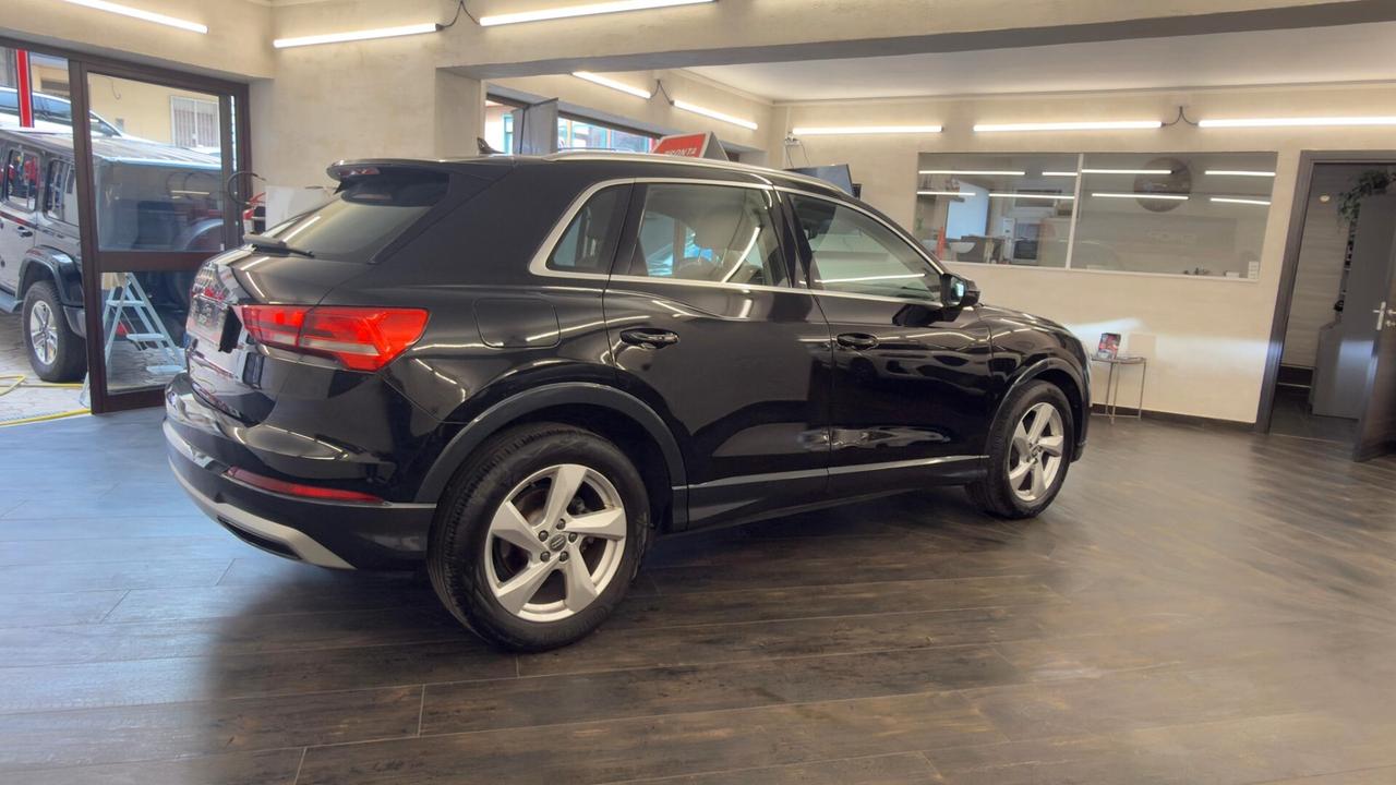 Audi Q3 35 TDI S tronic Business Advanced