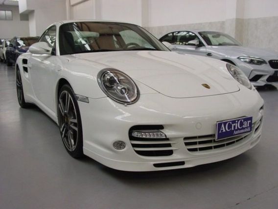 PORSCHE 911 Turbo Coupé