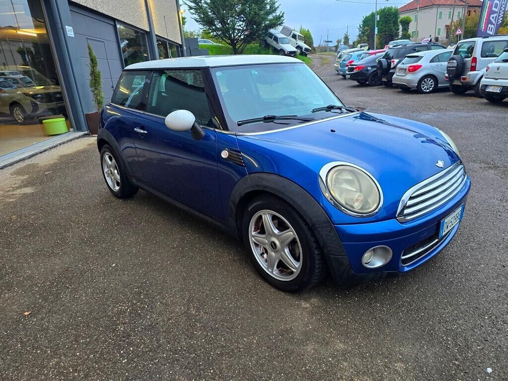 Mini COOPER D 1.6 110CV CHILI