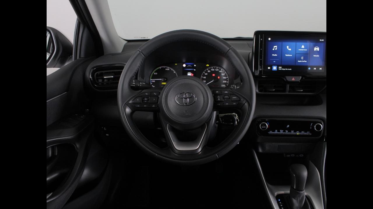 TOYOTA Yaris IV 2020 - Yaris 1.5h Active