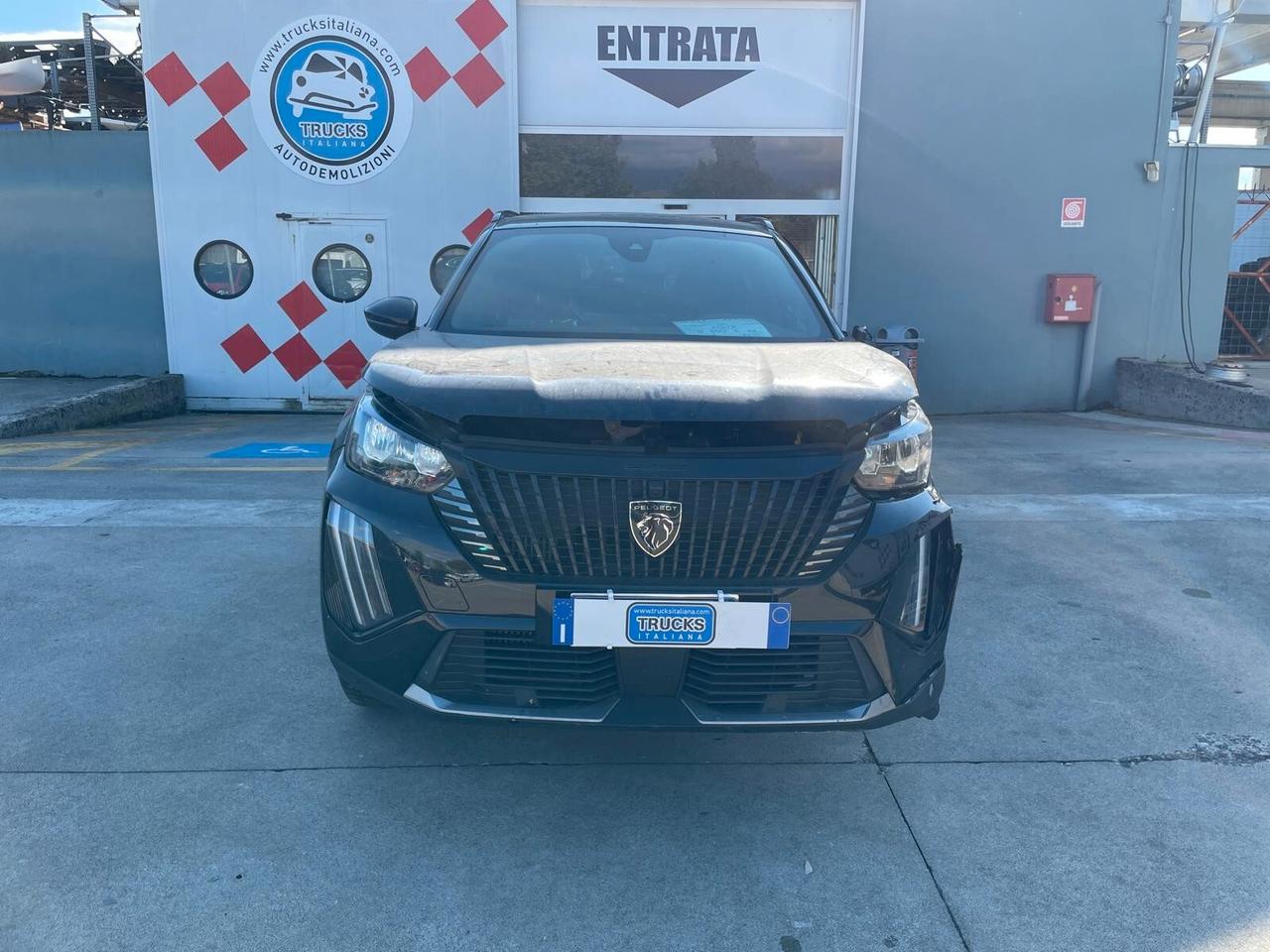 Peugeot 2008 PureTech 100 S&S Allure 2023 **VEICOLO SINISTRATO***VA IN MOTO