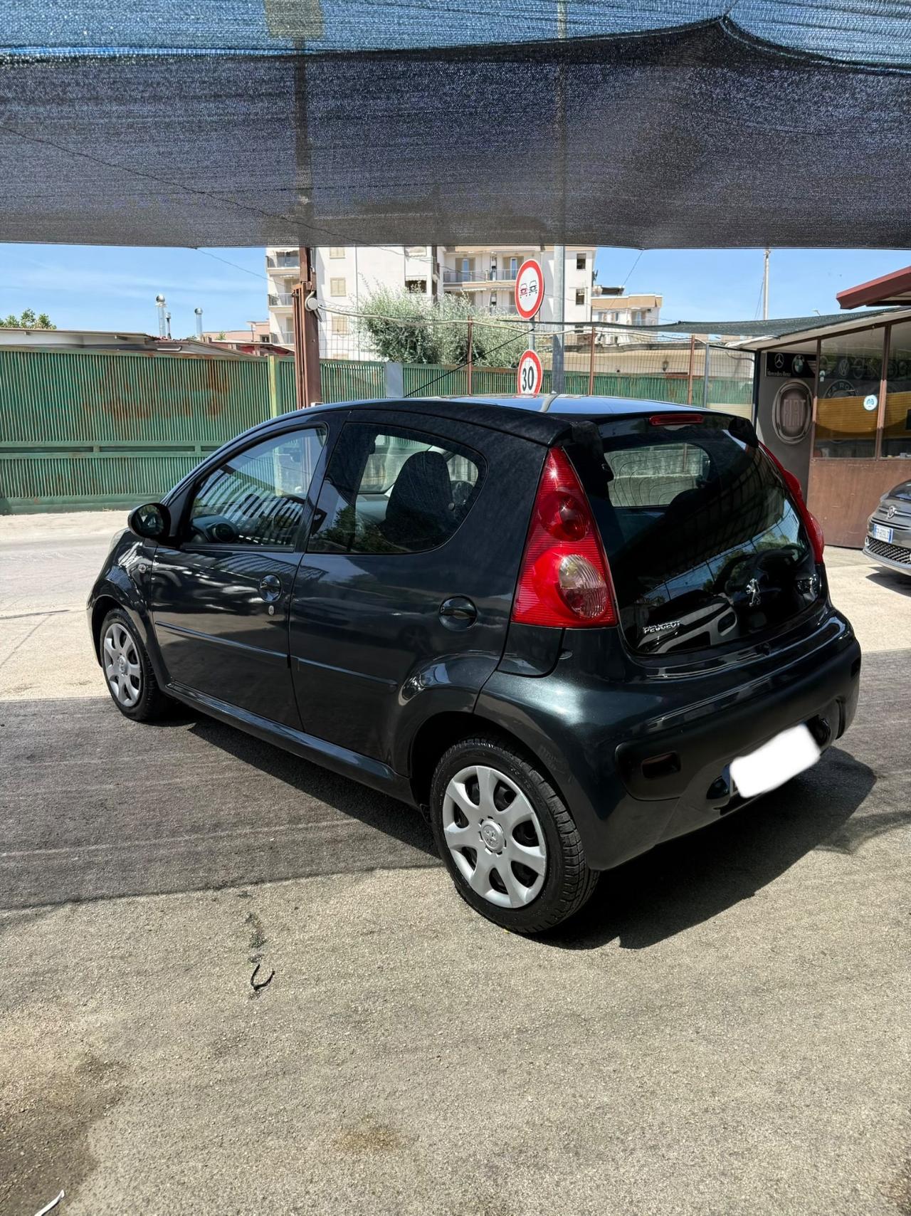 Peugeot 107 1.0 benzina unico proprietario del nord Italia