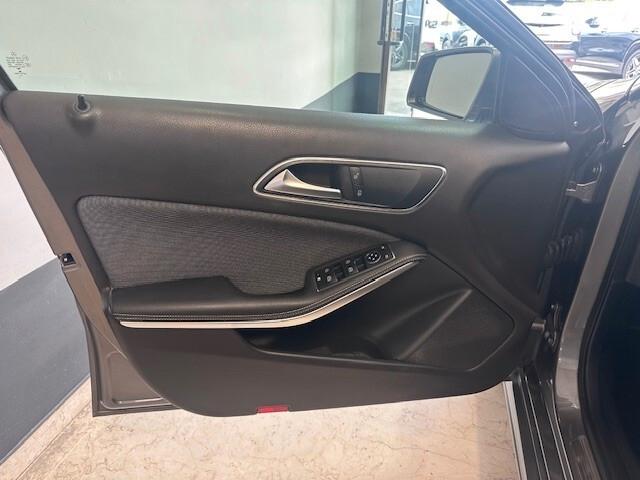 Mercedes-benz A 180 d Automatic Sport UNIPRO