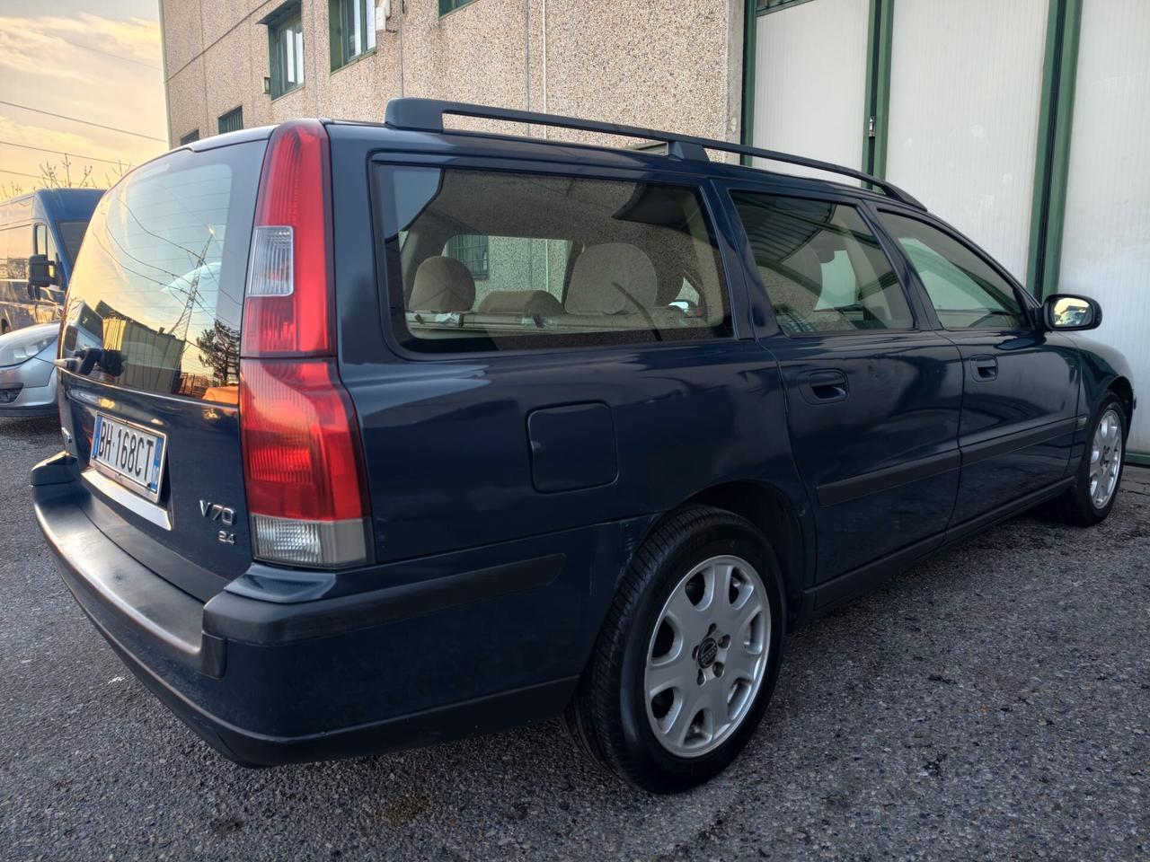 Volvo V70 BENZINA ASI UNICO PROPRIETARIO