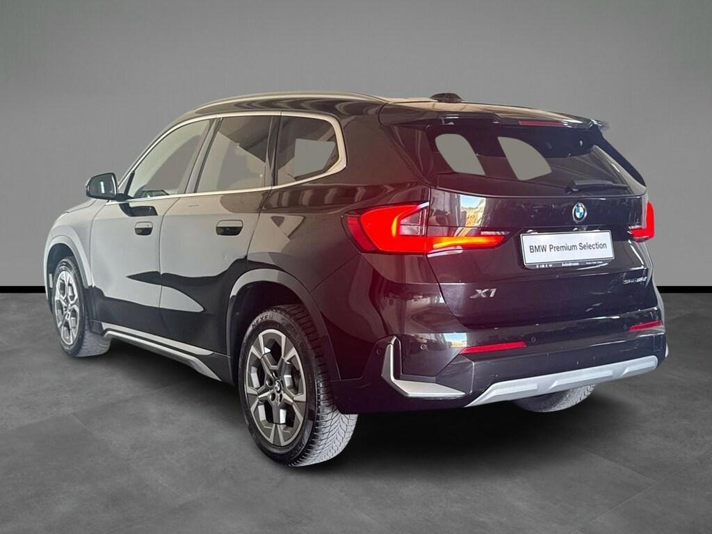 BMW X1 18 d X-Line Edition Essence sDrive DCT