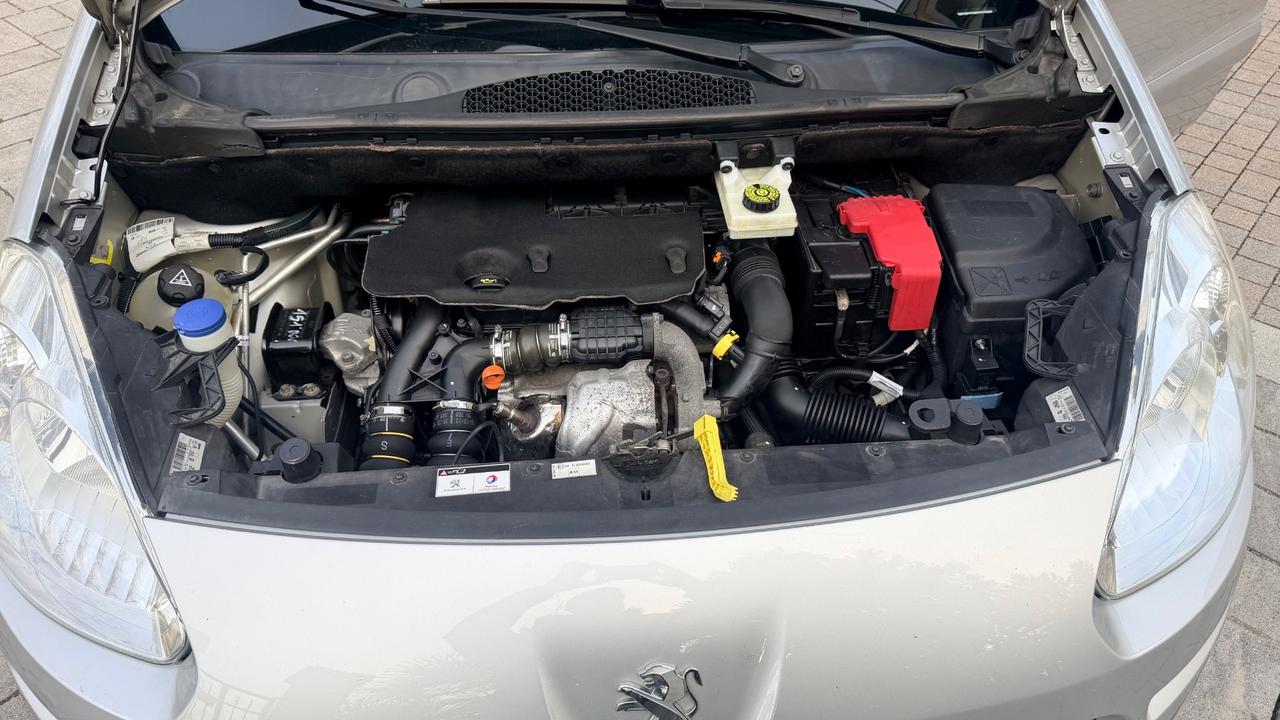 Peugeot Partner Tepee Mix 1.6 8V HDi 115CV FAP Active