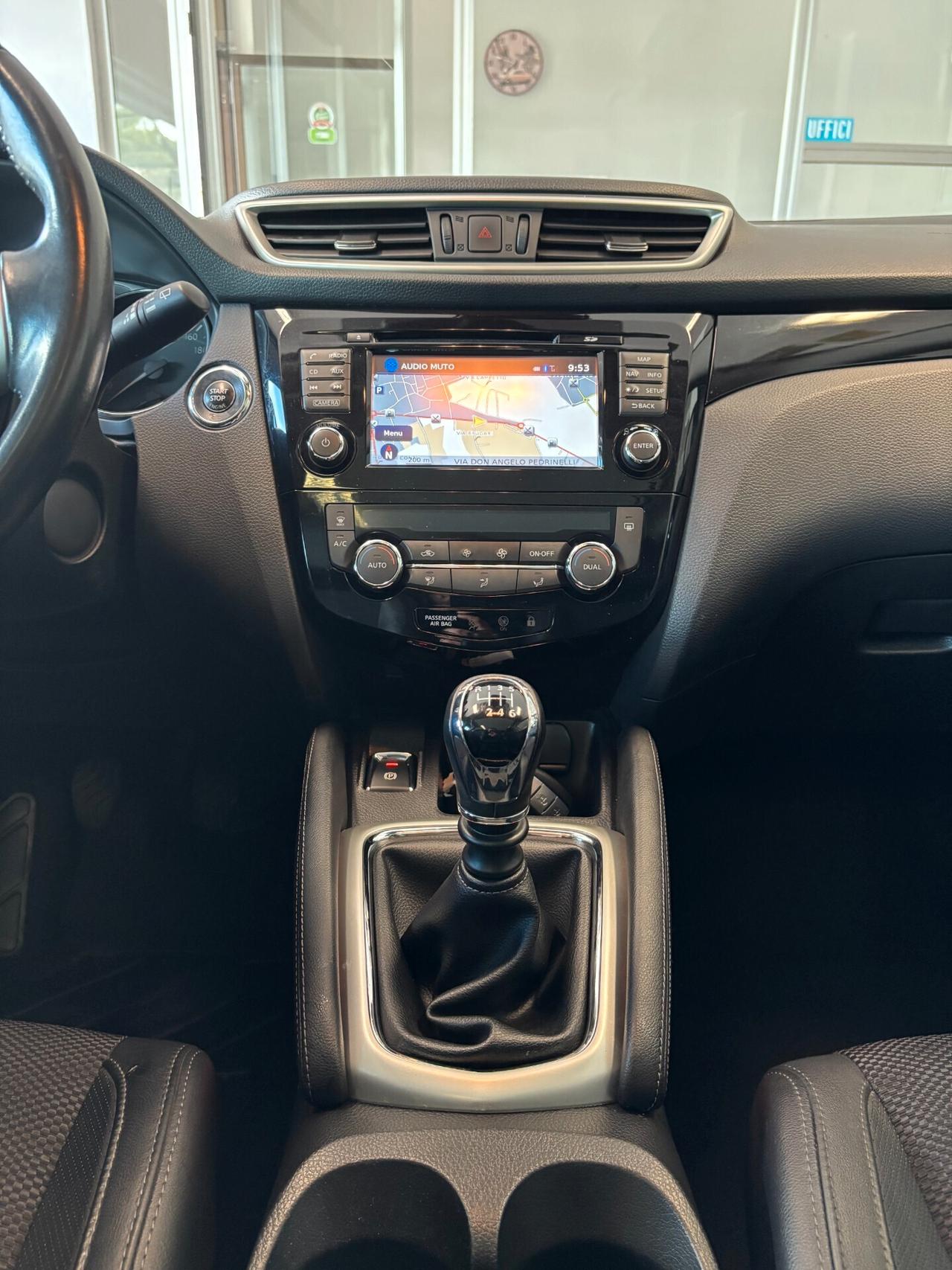 Nissan Qashqai 1.5 dci Tekna *NEOPATENTAI*EURO6*CINGHIA FATTA