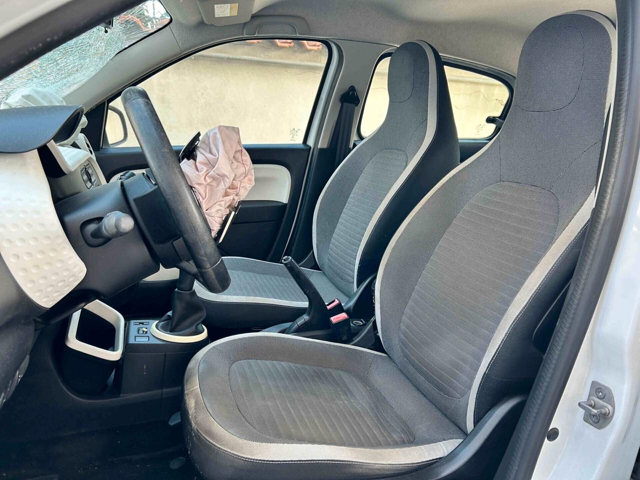 Renault Twingo 1.0 SCe 70CV - 2019 Incidentata