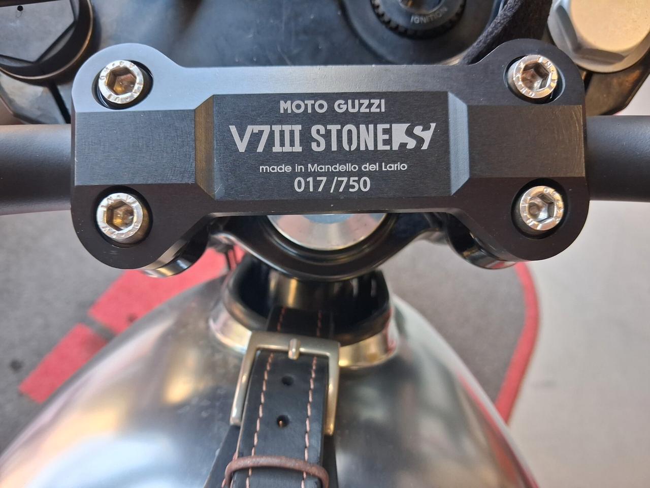 Moto Guzzi V7 III SERIE LIMITATA