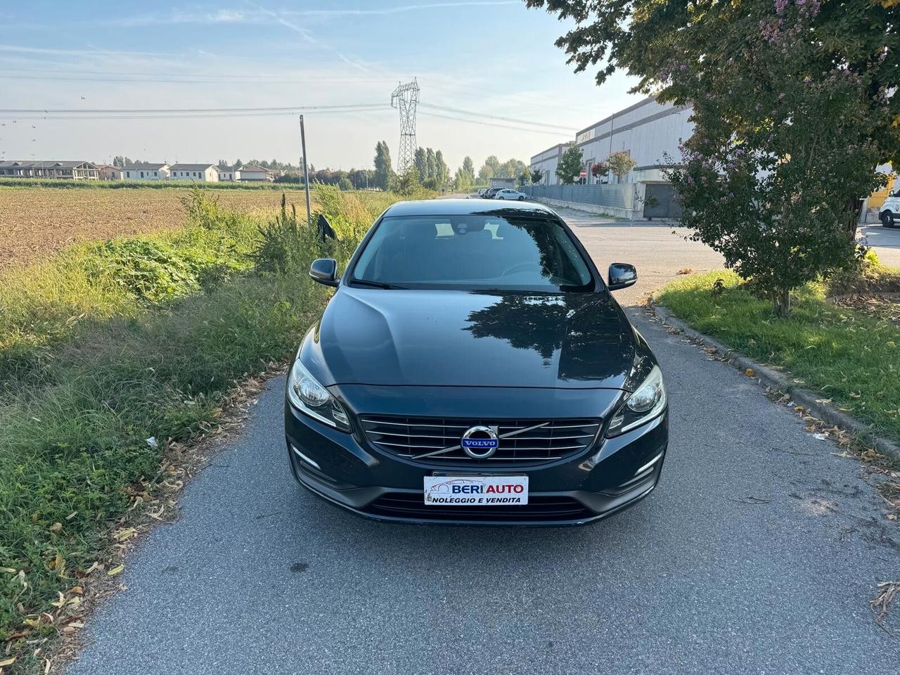 Volvo V60 D2