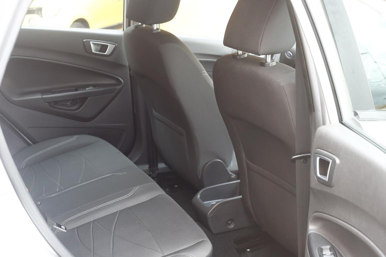 Ford Fiesta 1.5 TDCi 75CV 5 porte