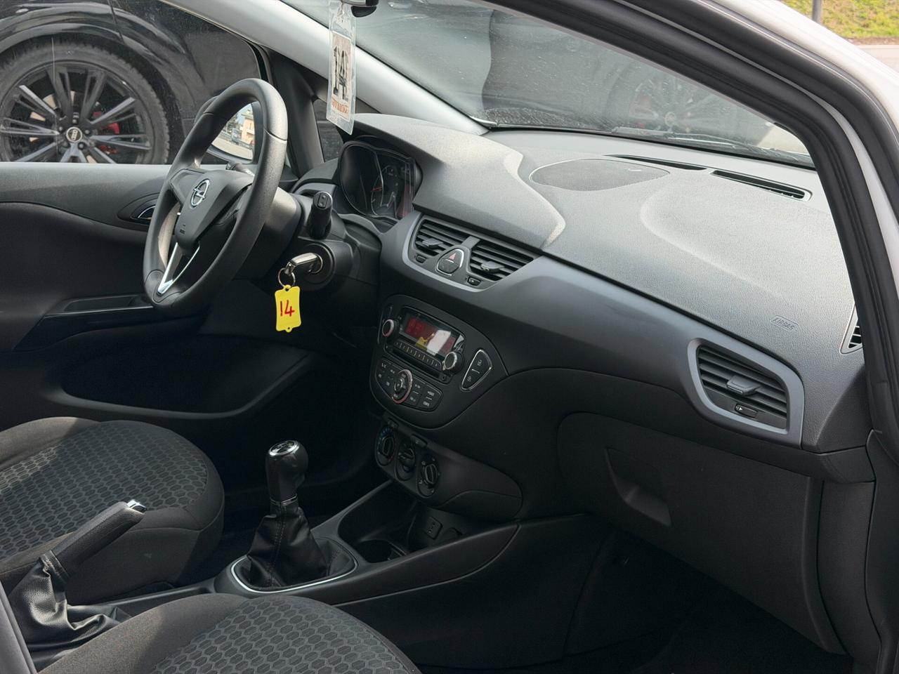 OPEL CORSA 1.4cc 90Cv Benzina Manuale Gancio Traino