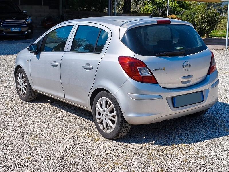Opel Corsa 1.2 5 porte Enjoy